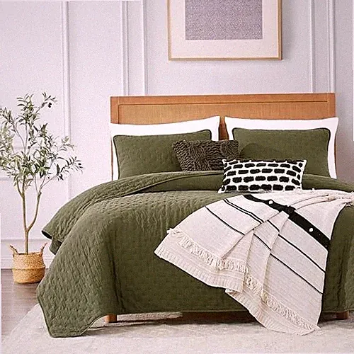 Olive Green Cloud Twin Size Quilt Bedding Sets with California King Snow White