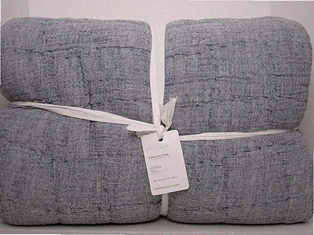 Pottery Barn Cloud Quilt, King/Cal.King 108"W X 92"L Steel Blue Color NWT