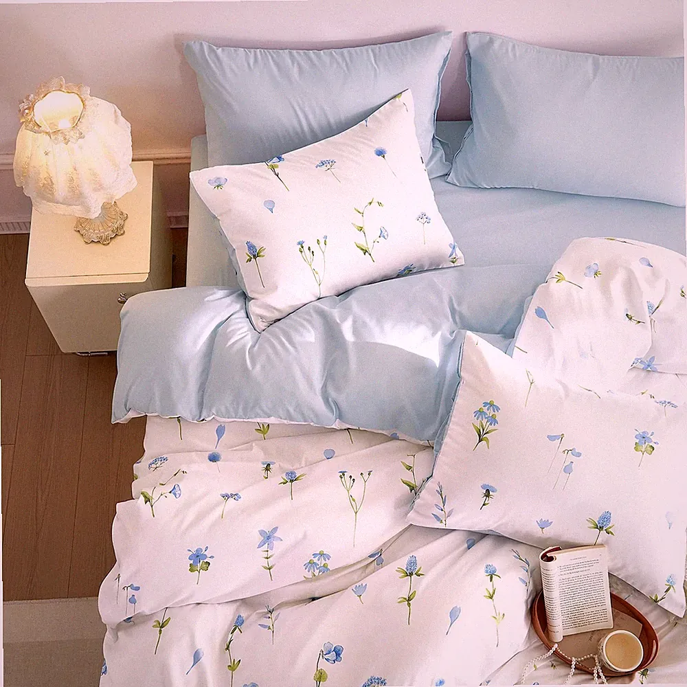 Wake In Cloud - Floral Comforter Set, Cottagecore Cute Twin/Twin XL, Blue